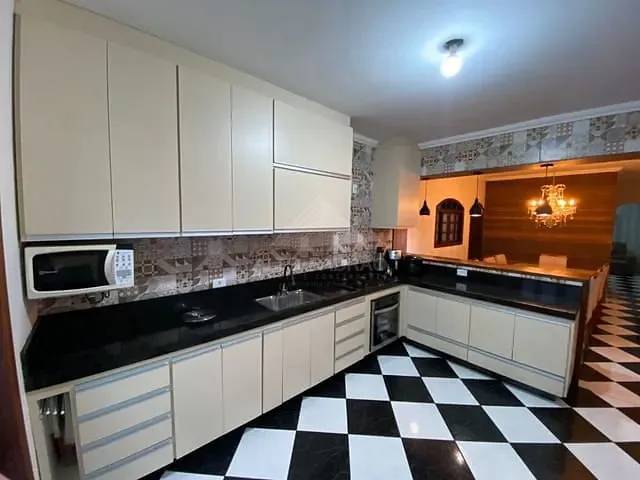 Sobrado com 126m² 3 quartos e 3 banheiros, à venda, no bairro Vila Nova Mauá em Mauá