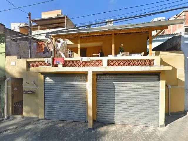 Sobrado com 307m² 2 quartos e 1 banheiro, à venda, no bairro Jardim Zaira em Mauá