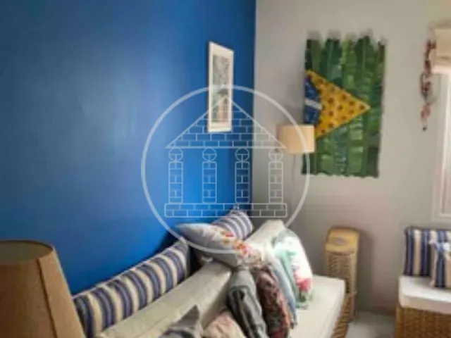 Sobrado com 310m² 3 quartos e 3 banheiros, à venda, no bairro Camburi em São Sebastião