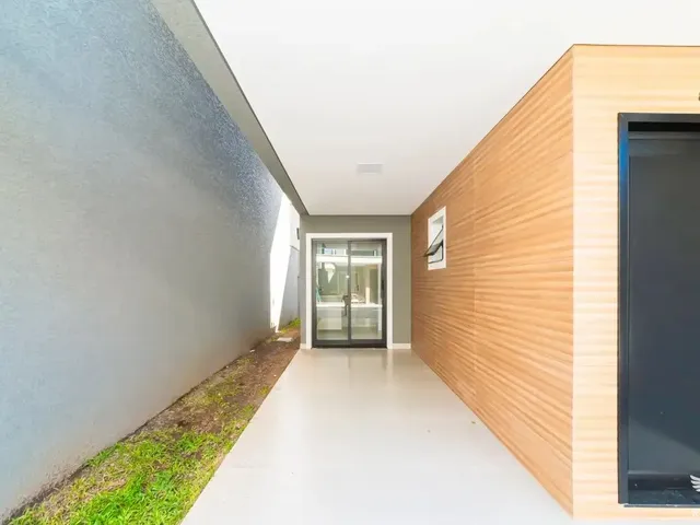 Casa 3 quartos e 3 banheiros, para alugar, no bairro Santa Felicidade em Curitiba