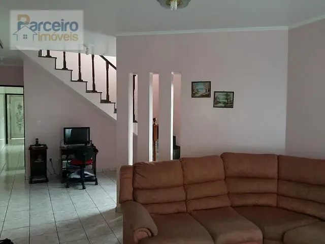 Sobrado com 320m² 3 quartos e 3 banheiros, à venda, no bairro Cidade Líder em São Paulo