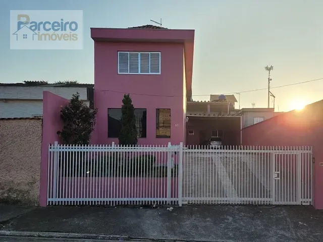Sobrado com 320m² 3 quartos e 3 banheiros, à venda, no bairro Cidade Líder em São Paulo