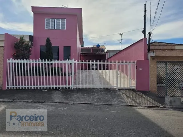 Sobrado com 320m² 3 quartos e 3 banheiros, à venda, no bairro Cidade Líder em São Paulo