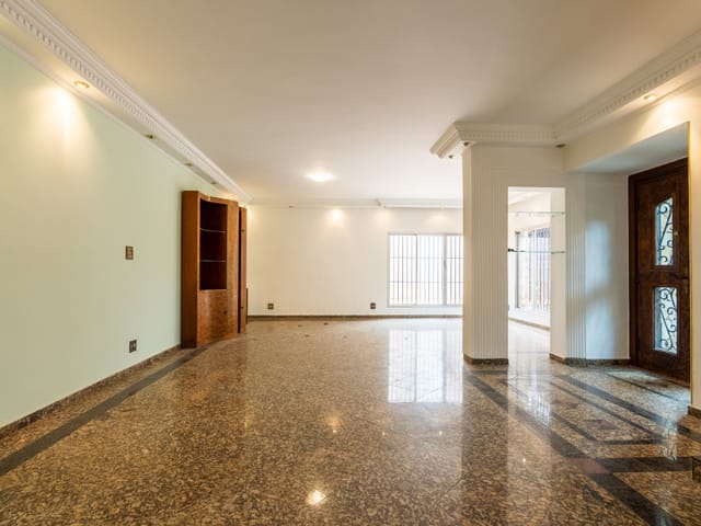 Sobrado com 250m² 3 quartos e 6 banheiros, à venda, no bairro Moema em São Paulo