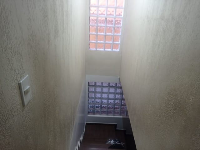 Sobrado com 150m² 3 quartos e 3 banheiros, à venda, no bairro Parque das Iglesias em Jandira
