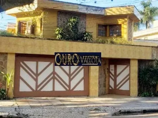 Sobrado com 356m² 4 quartos e 5 banheiros, à venda, no bairro Alto de Pinheiros em São Paulo