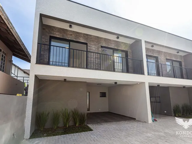 Sobrado 3 quartos e 3 banheiros, para alugar, no bairro Santa Felicidade em Curitiba