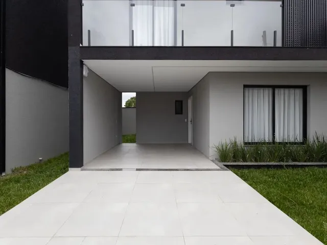 Casa com 146m² 3 quartos e 3 banheiros, para alugar, no bairro Santa Felicidade em Curitiba