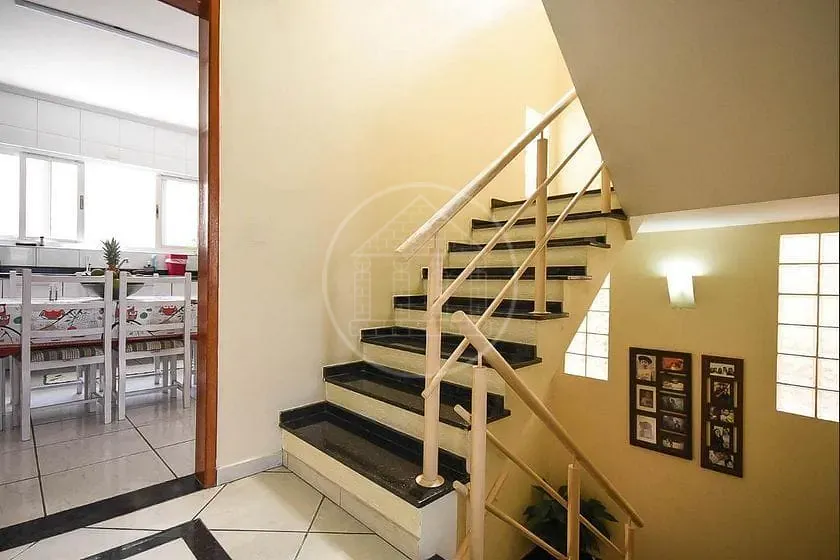 Sobrado, 3 quartos, 303 m² - Foto 8