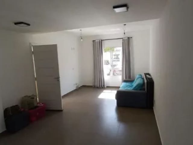 Sobrado com 132m² 3 quartos e 3 banheiros, à venda, no bairro Parque Belbancy em Vargem Grande Paulista