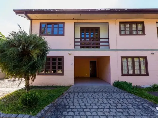 Casa com 5740m² 3 quartos e 3 banheiros, para alugar, no bairro São Braz em Curitiba