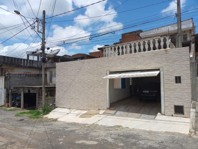 Sobrado com 250m² 3 quartos e 3 banheiros, à venda, no bairro Mairinque em Mairinque