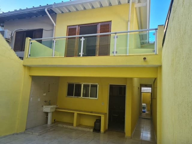 Sobrado com 125m² 3 quartos e 2 banheiros, à venda, no bairro Bela Vista em Osasco