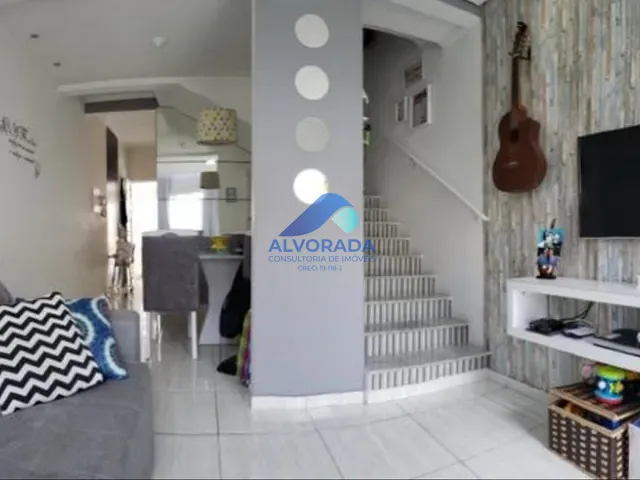 Sobrado com 129m² 2 quartos e 1 banheiro, à venda ou para alugar, no bairro Jardim Limoeiro em São José dos Campos