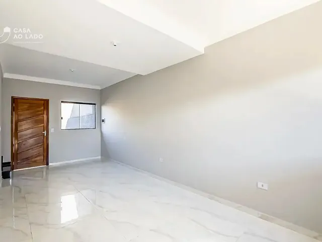 Sobrado 3 quartos e 1 banheiro, à venda, no bairro Campo de Santana em Curitiba