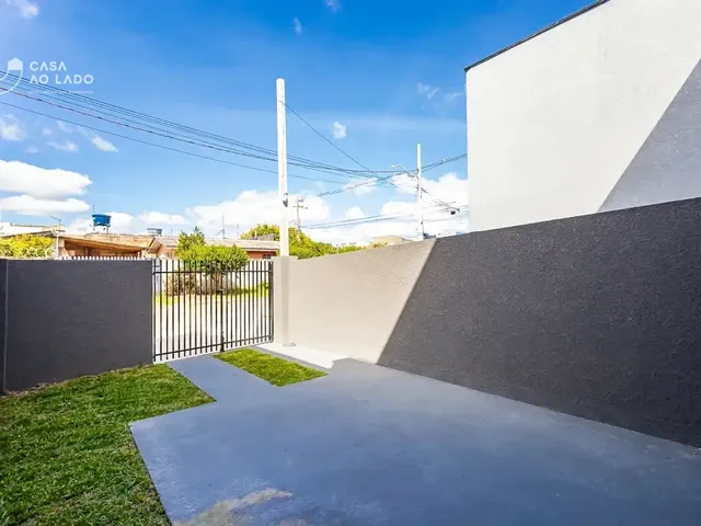 Sobrado 3 quartos e 1 banheiro, à venda, no bairro Campo de Santana em Curitiba
