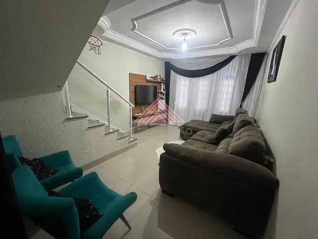Sobrado com 125m² 3 quartos e 2 banheiros, à venda, no bairro Parque Aliança em Ribeirão Pires