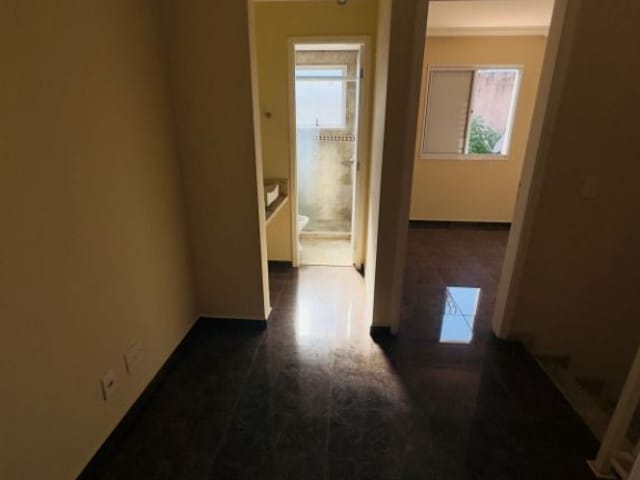 Sobrado com 67m² 2 quartos e 2 banheiros, à venda, no bairro Bairro Jardim Nossa Senhora das Graças em Cotia
