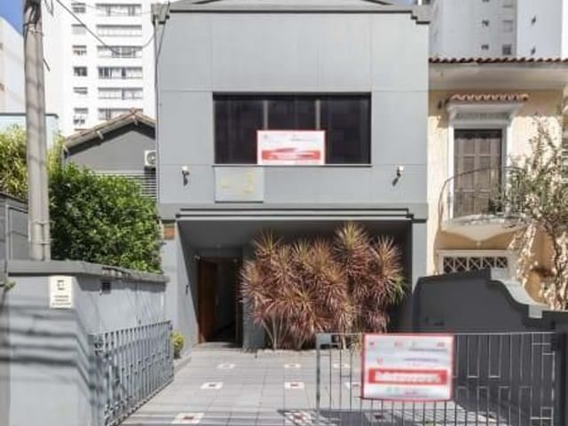 Sobrado com 280m², para alugar, no bairro Paraíso em São Paulo