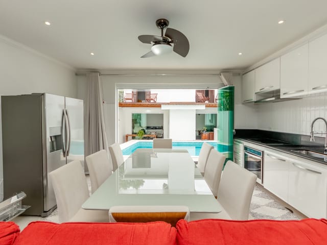 Sobrado com 250m² 3 quartos e 5 banheiros, à venda, no bairro Jardim Sertãozinho em São Paulo