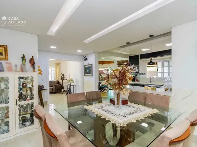 Casa 3 quartos e 3 banheiros, à venda, no bairro Guabirotuba em Curitiba