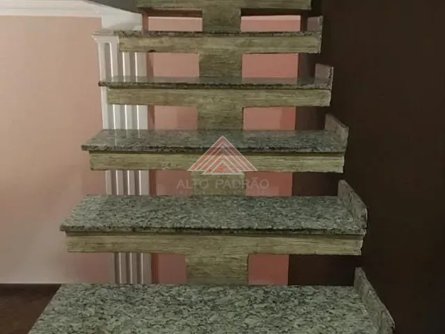 Sobrado com 125m² 3 quartos e 2 banheiros, à venda, no bairro Vila Noêmia em Mauá