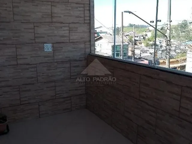Sobrado com 300m², à venda, no bairro Jardim Anchieta em Mauá