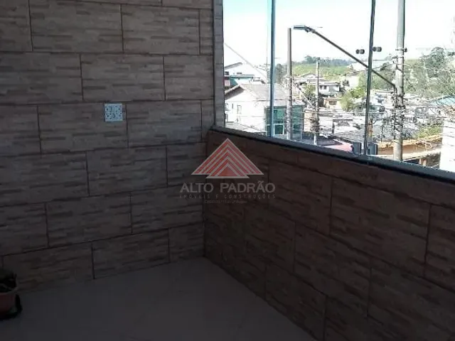 Sobrado com 300m², à venda, no bairro Jardim Anchieta em Mauá