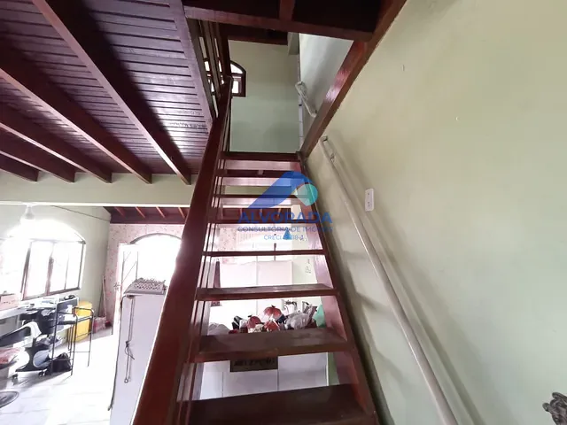Sobrado com 300m² 5 quartos e 4 banheiros, à venda, no bairro Cidade Morumbi em São José dos Campos