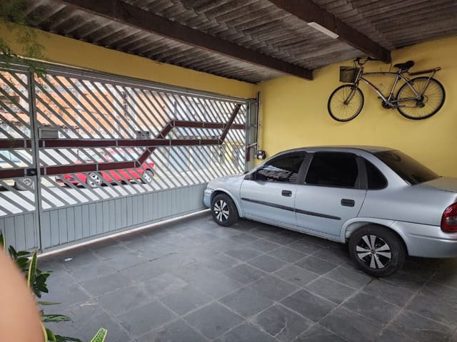 Sobrado com 190m² 5 quartos e 4 banheiros, à venda, no bairro Santo Antônio em Osasco