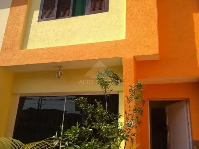 Sobrado com 125m² 3 quartos e 3 banheiros, à venda, no bairro Jardim Guapituba em Mauá