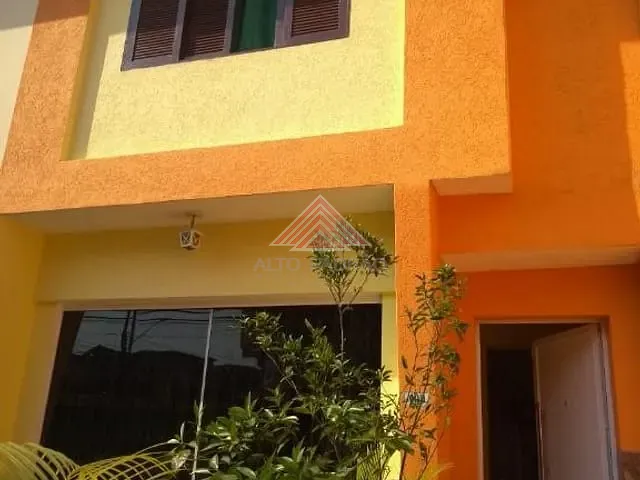 Sobrado com 125m² 3 quartos e 3 banheiros, à venda, no bairro Jardim Guapituba em Mauá