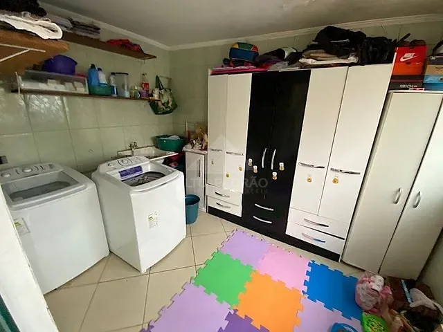 Sobrado com 300m² 3 quartos e 3 banheiros, à venda, no bairro Jardim Mauá em Mauá