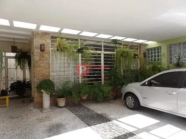 Sobrado com 200m² 3 quartos e 4 banheiros, à venda, no bairro Campo Belo em São Paulo
