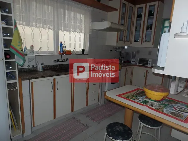 Sobrado com 200m² 3 quartos e 4 banheiros, à venda, no bairro Campo Belo em São Paulo