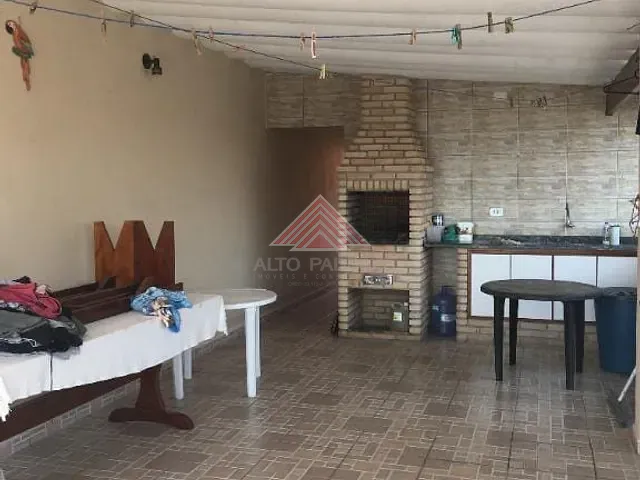Sobrado com 125m² 3 quartos e 3 banheiros, à venda, no bairro Vila Emílio em Mauá