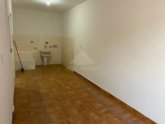 Sobrado com 150m² 5 quartos e 3 banheiros, à venda, no bairro Vila Noêmia em Mauá