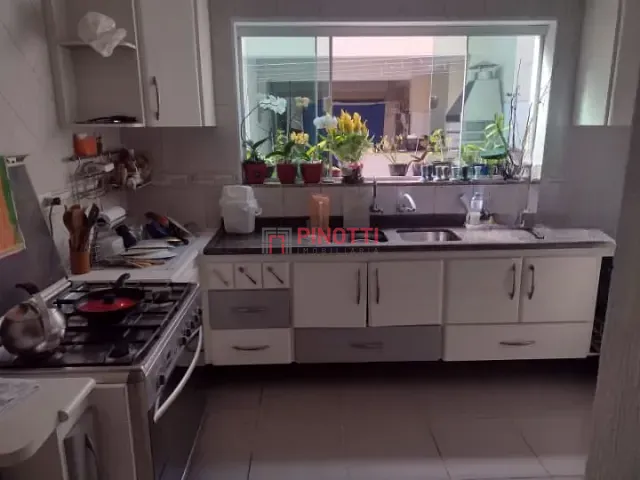 Sobrado 3 quartos e 3 banheiros, à venda, no bairro Nova Petrópolis em São Bernardo do Campo