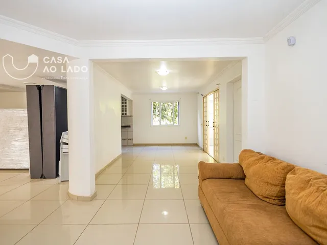 Sobrado 4 quartos e 6 banheiros, para alugar, no bairro  Augusta em Curitiba