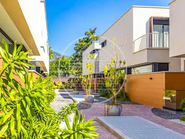 Sobrado com 487m² 4 quartos e 5 banheiros, à venda, no bairro Jardim Cordeiro em São Paulo