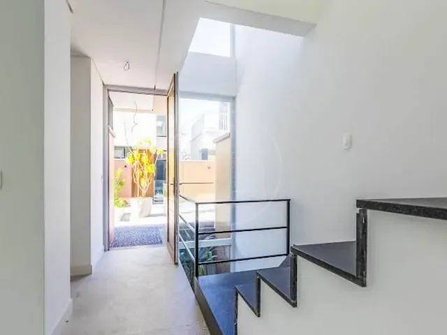 Sobrado com 487m² 4 quartos e 5 banheiros, à venda, no bairro Jardim Cordeiro em São Paulo