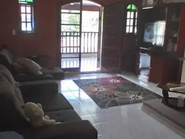 Sobrado com 125m² 3 quartos e 2 banheiros, à venda, no bairro Jardim Guapituba em Mauá