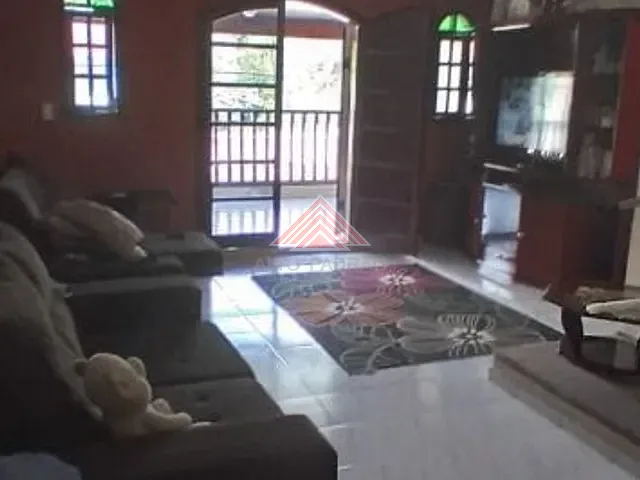 Sobrado com 125m² 3 quartos e 2 banheiros, à venda, no bairro Jardim Guapituba em Mauá