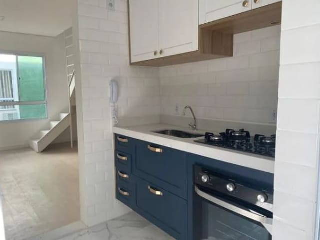 Sobrado com 48m², à venda, no bairro Jardim São Marcos em Vargem Grande Paulista