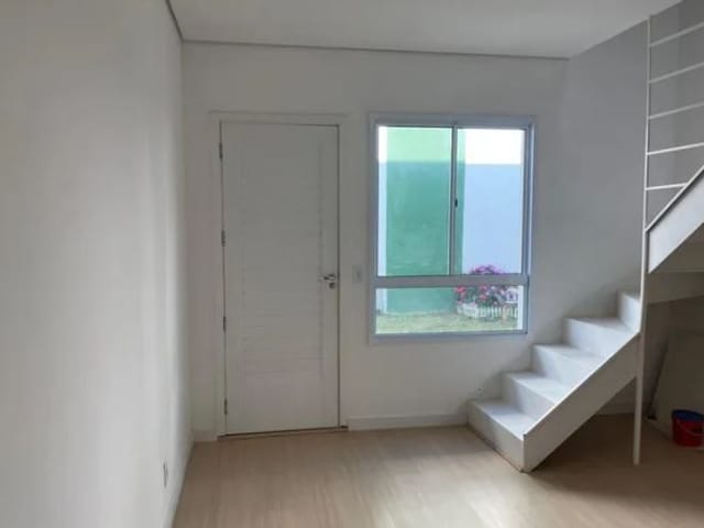 Sobrado com 48m², à venda, no bairro Jardim São Marcos em Vargem Grande Paulista