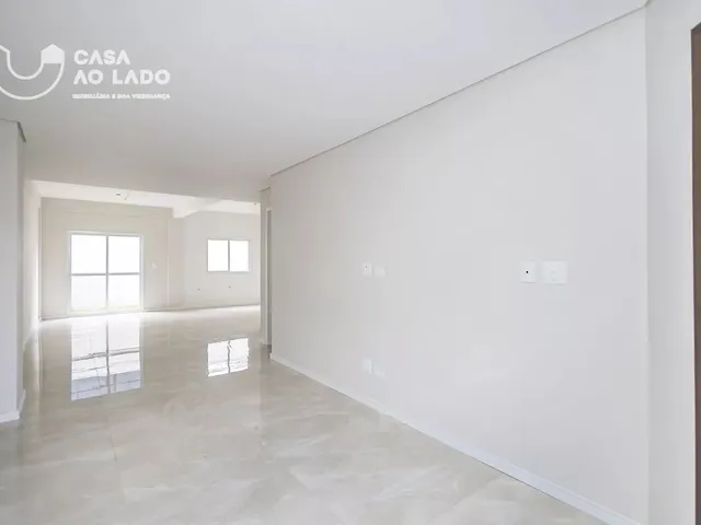Casa à venda, no bairro Portão em Curitiba
