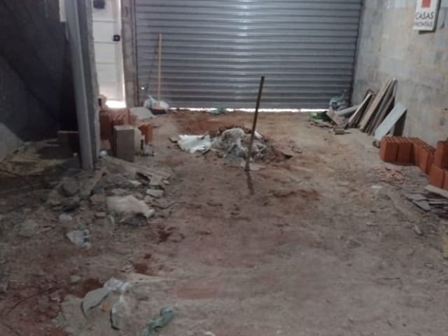 Sobrado com 150m² 2 quartos e 2 banheiros, à venda, no bairro Água Espraiada em Cotia