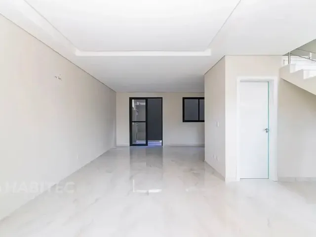Casa com 142m² 3 quartos e 3 banheiros, à venda, no bairro Boqueirão em Curitiba