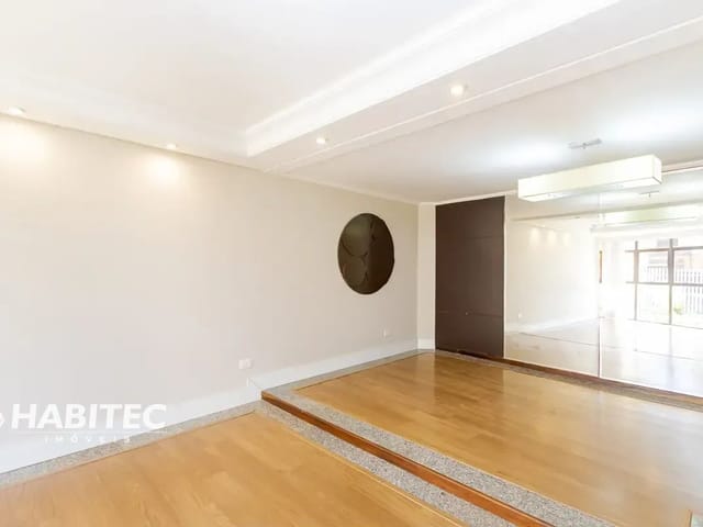 Casa 4 quartos e 4 banheiros, para alugar, no bairro Ahú em Curitiba