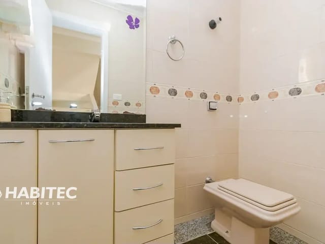 Casa 4 quartos e 4 banheiros, para alugar, no bairro Ahú em Curitiba